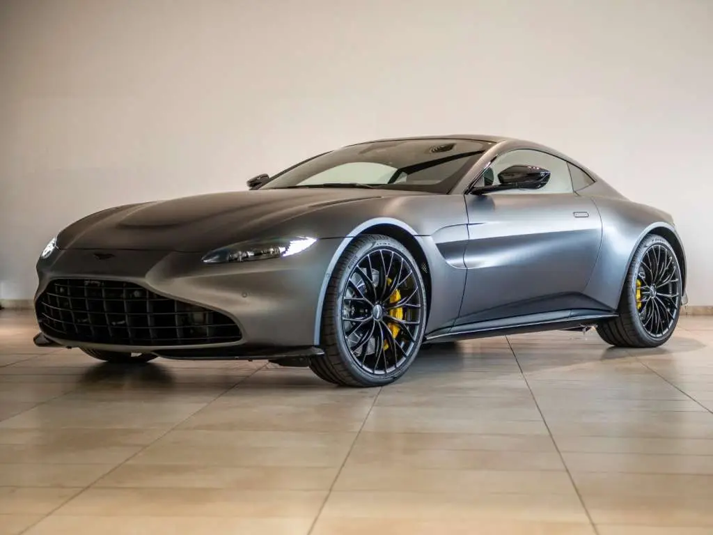 Photo 1 : Aston Martin Vantage 2024 Petrol