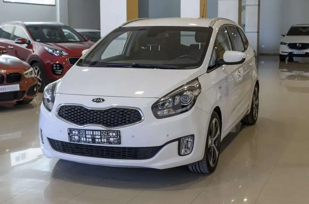 Photo 1 : Kia Carens 2016 Diesel