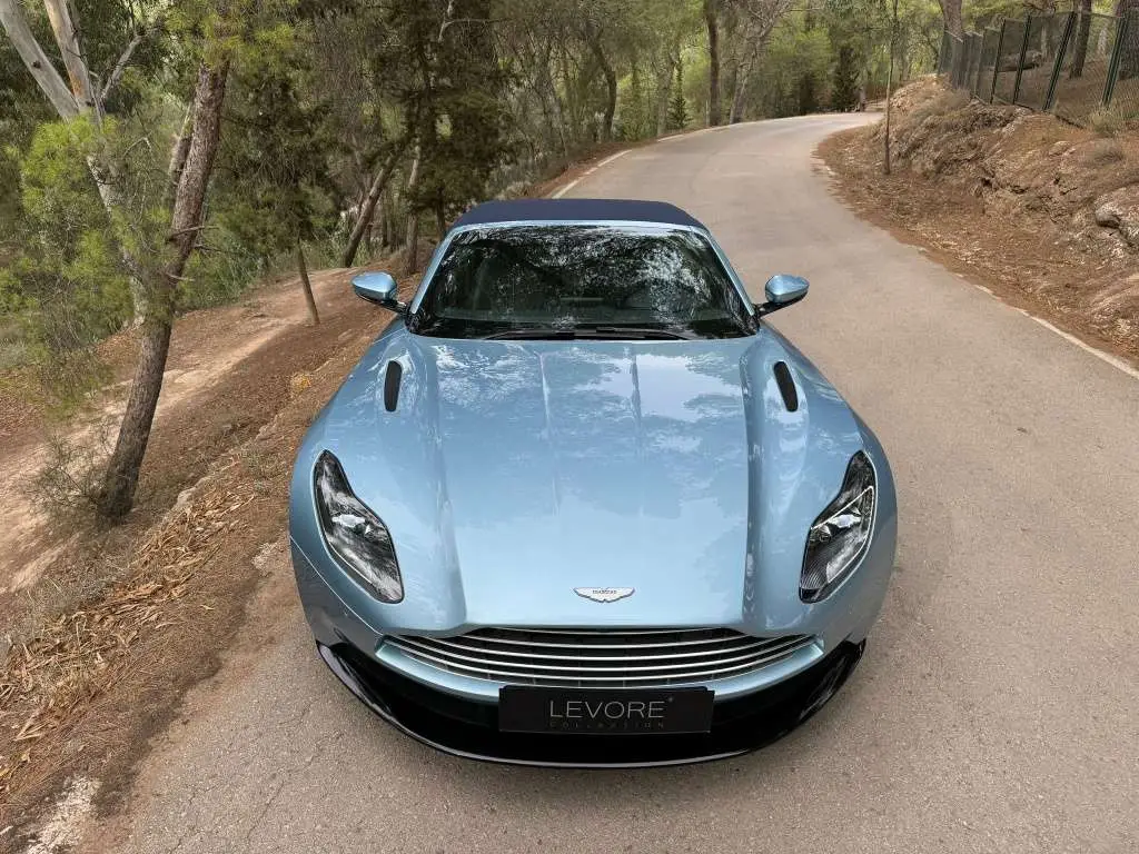 Photo 1 : Aston Martin Db11 2018 Petrol