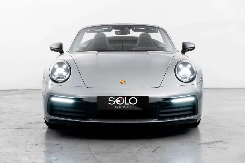 Photo 1 : Porsche 992 2023 Petrol