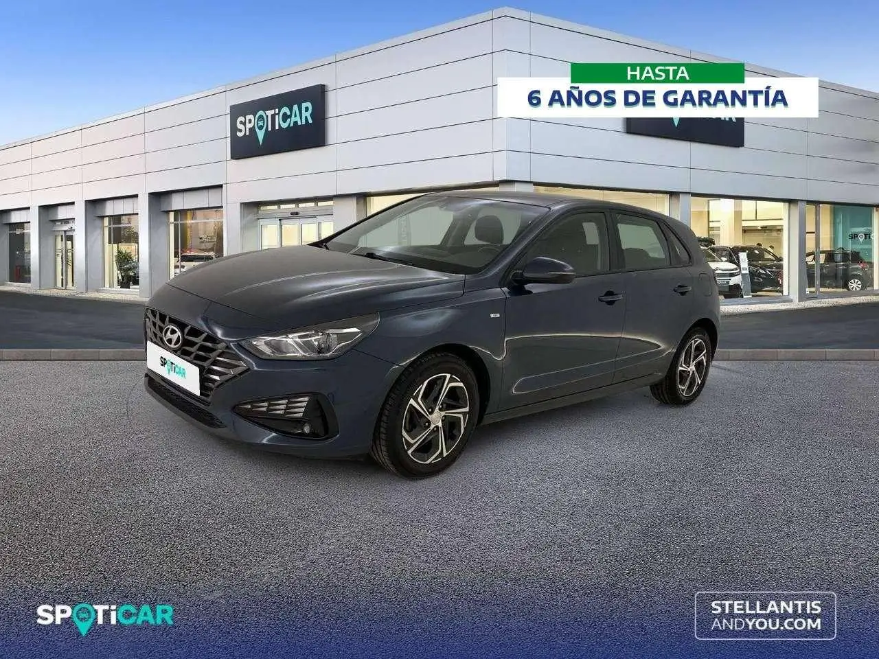 Photo 1 : Hyundai I30 2022 Petrol