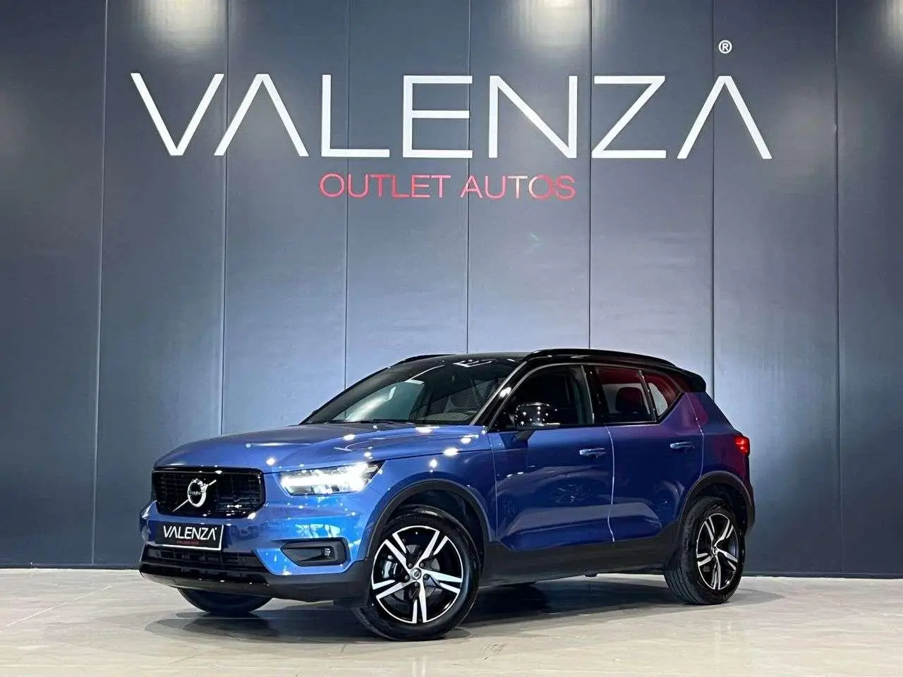 Photo 1 : Volvo Xc40 2021 Petrol