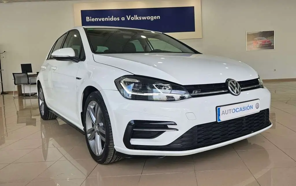 Photo 1 : Volkswagen Golf 2019 Diesel