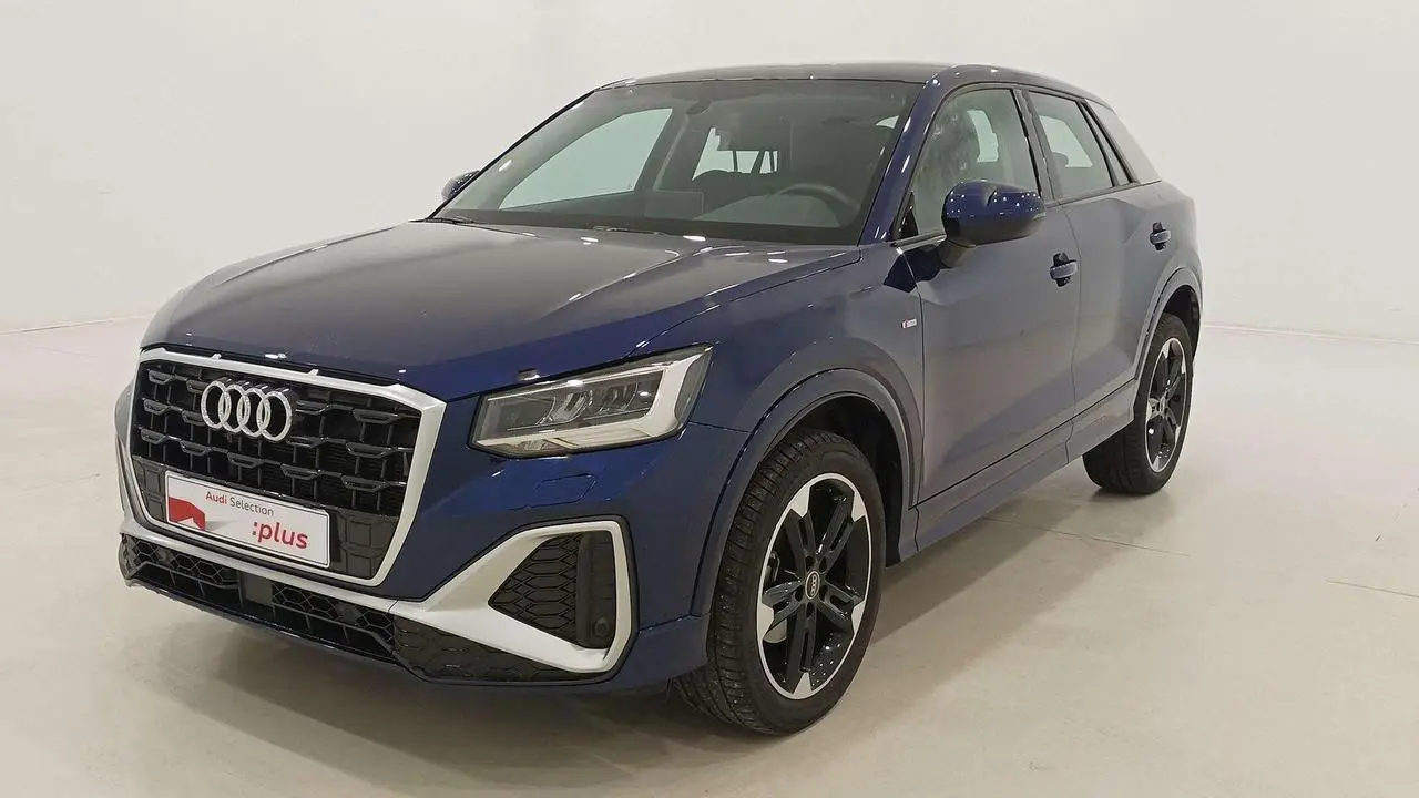 Photo 1 : Audi Q2 2023 Essence