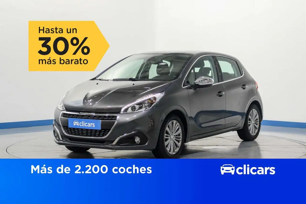 Photo 1 : Peugeot 208 2018 Essence