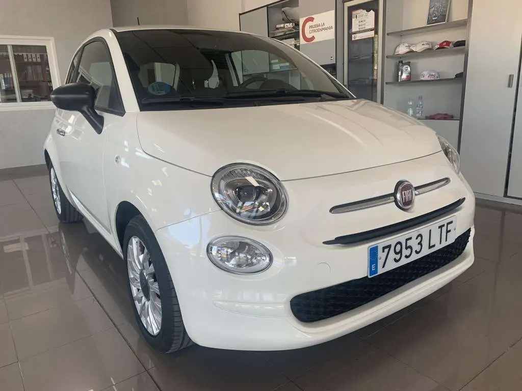 Photo 1 : Fiat 500 2021 Essence