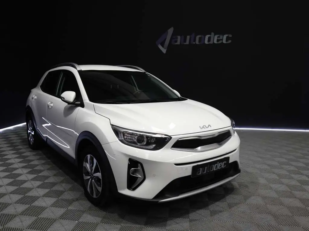 Photo 1 : Kia Stonic 2022 Petrol