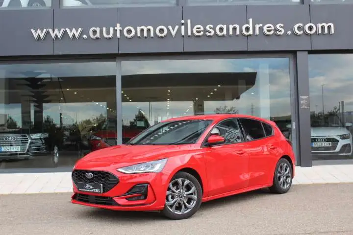 Photo 1 : Ford Focus 2023 Petrol