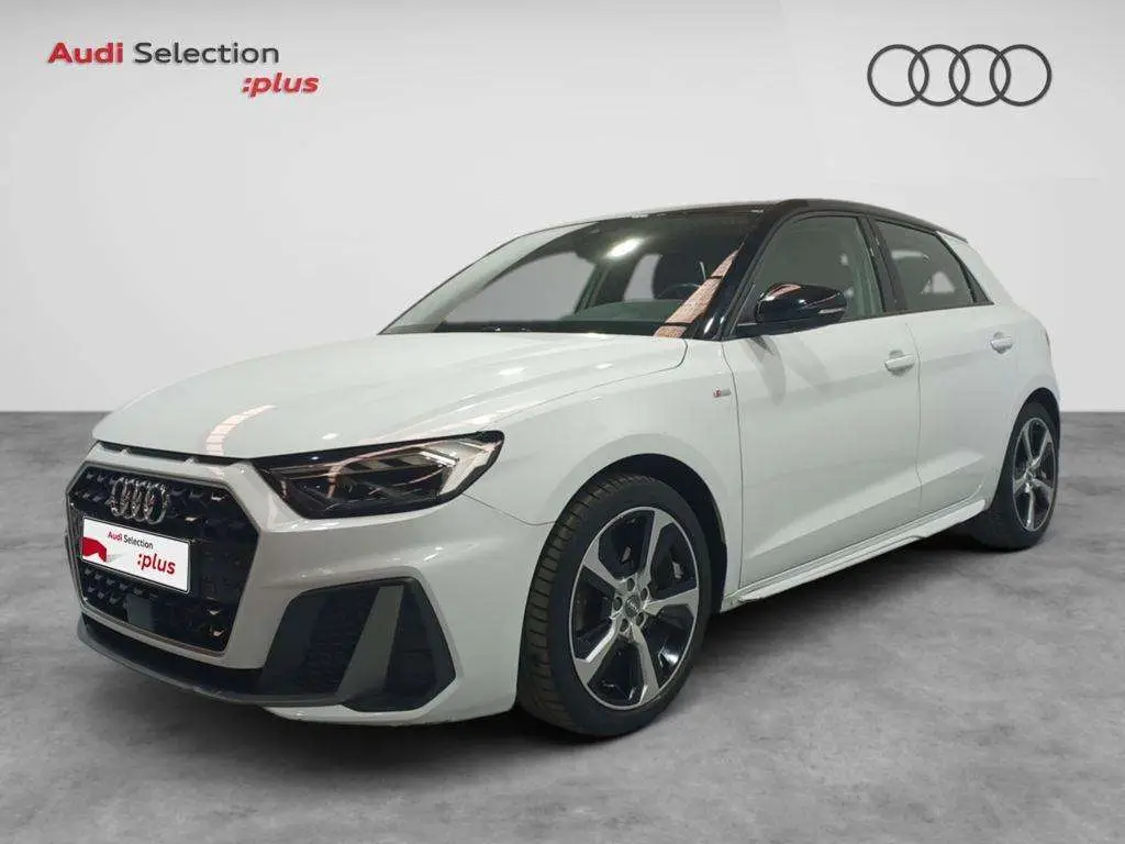 Photo 1 : Audi A1 2020 Essence