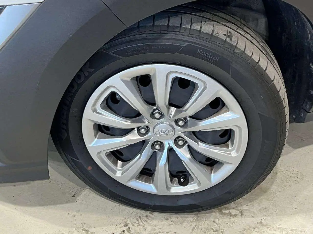 Photo 1 : Hyundai Kona 2023 Essence