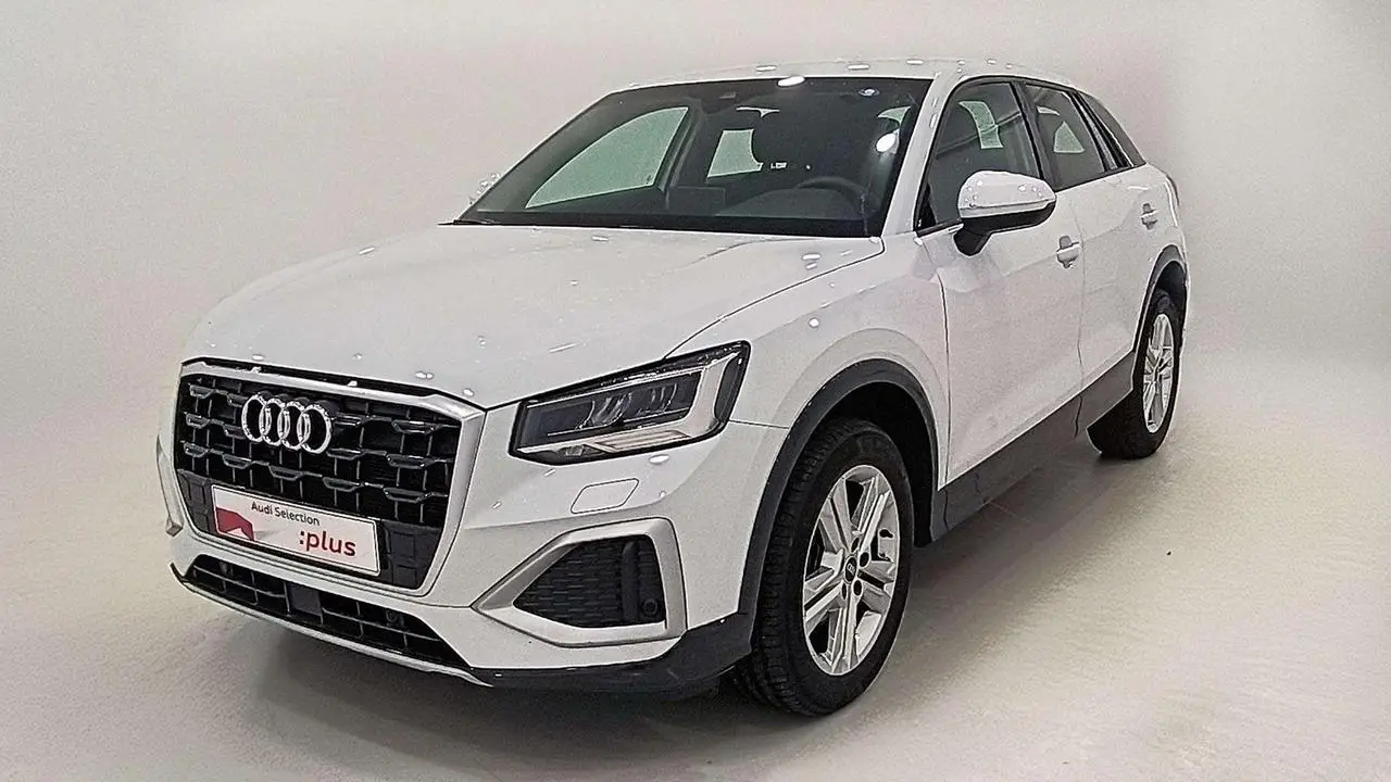 Photo 1 : Audi Q2 2023 Petrol