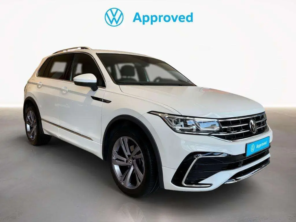 Photo 1 : Volkswagen Tiguan 2023 Petrol