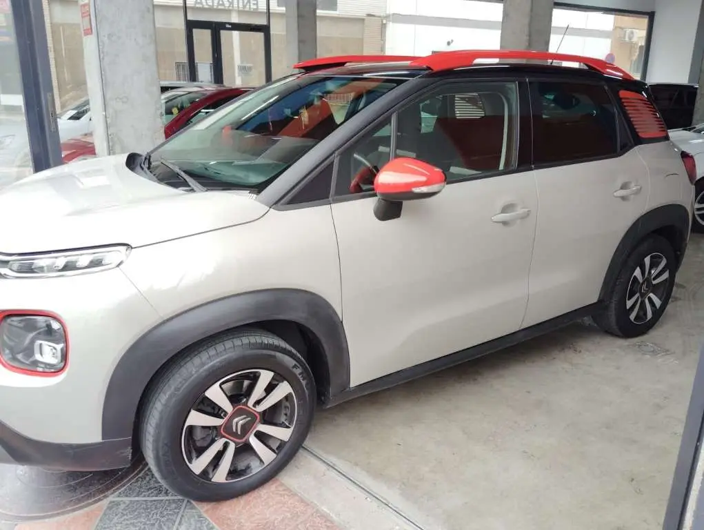 Photo 1 : Citroen C3 Aircross 2018 Essence