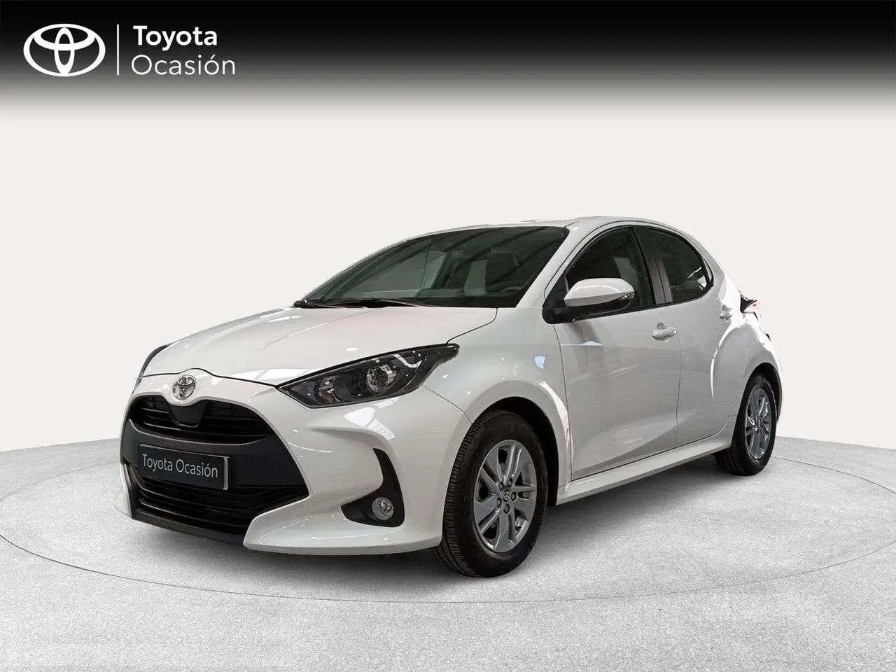 Photo 1 : Toyota Yaris 2023 Petrol