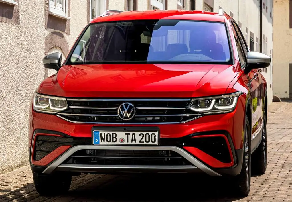 Photo 1 : Volkswagen Tiguan 2024 Essence