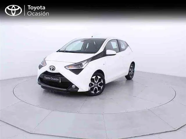 Photo 1 : Toyota Aygo 2019 Essence