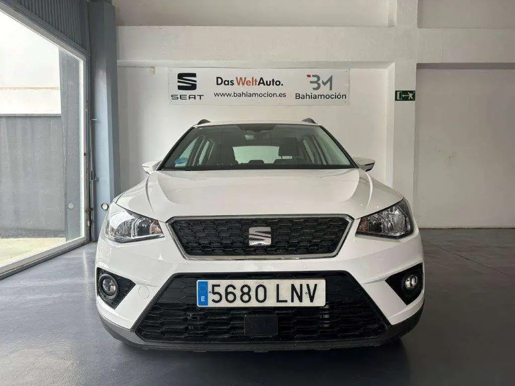 Photo 1 : Seat Arona 2021 Essence