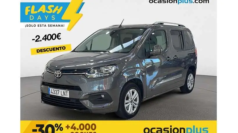 Photo 1 : Toyota Proace 2021 Essence