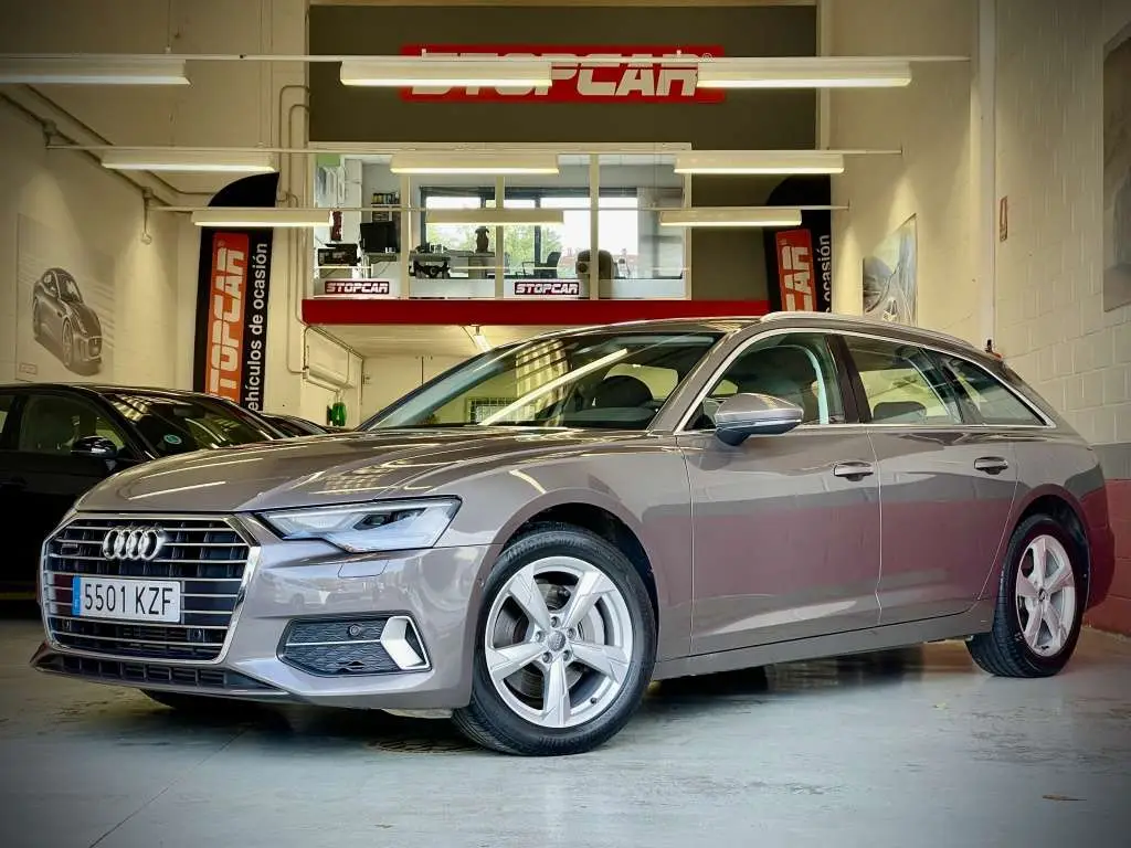 Photo 1 : Audi A6 2019 Petrol