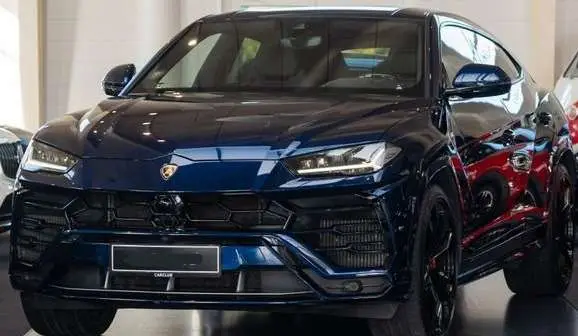 Photo 1 : Lamborghini Urus 2019 Petrol