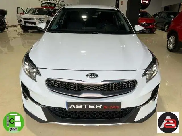 Photo 1 : Kia Xceed 2020 Petrol