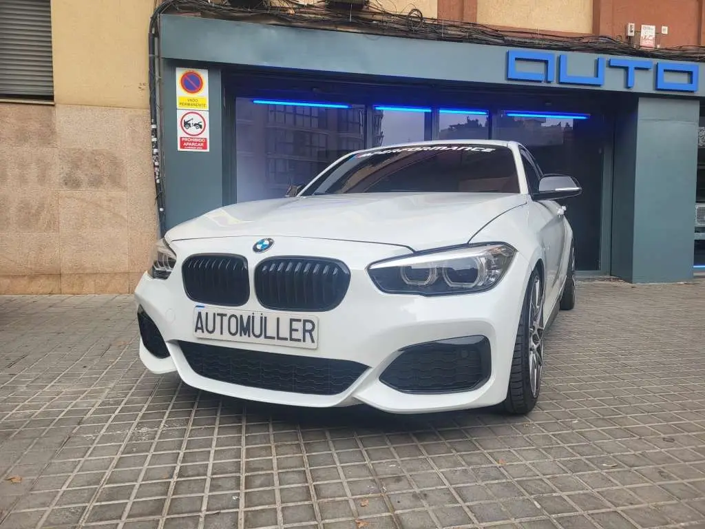 Photo 1 : Bmw Serie 1 2018 Petrol