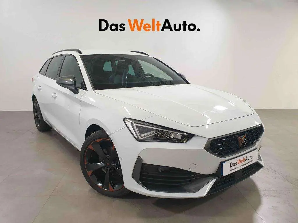 Photo 1 : Cupra Leon 2023 Petrol