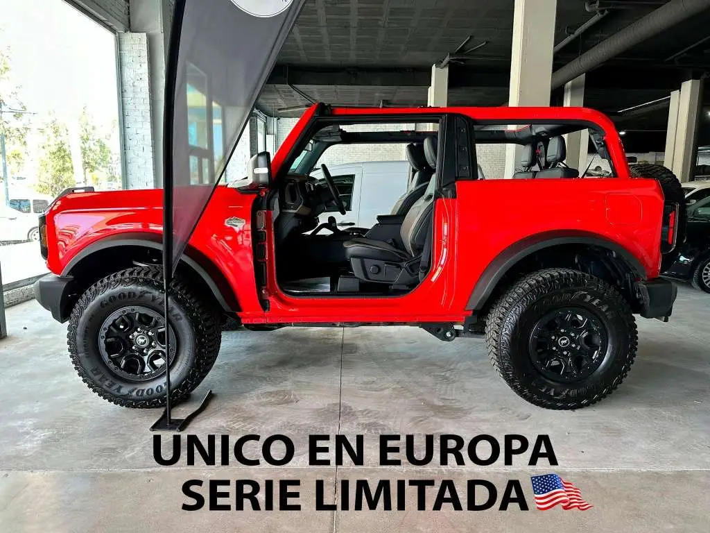 Photo 1 : Ford Bronco 2022 Essence