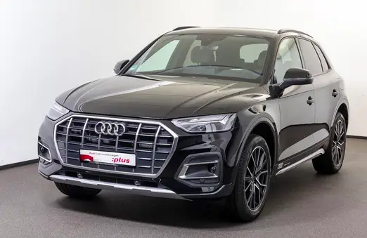 Photo 1 : Audi Q5 2023 Hybrid