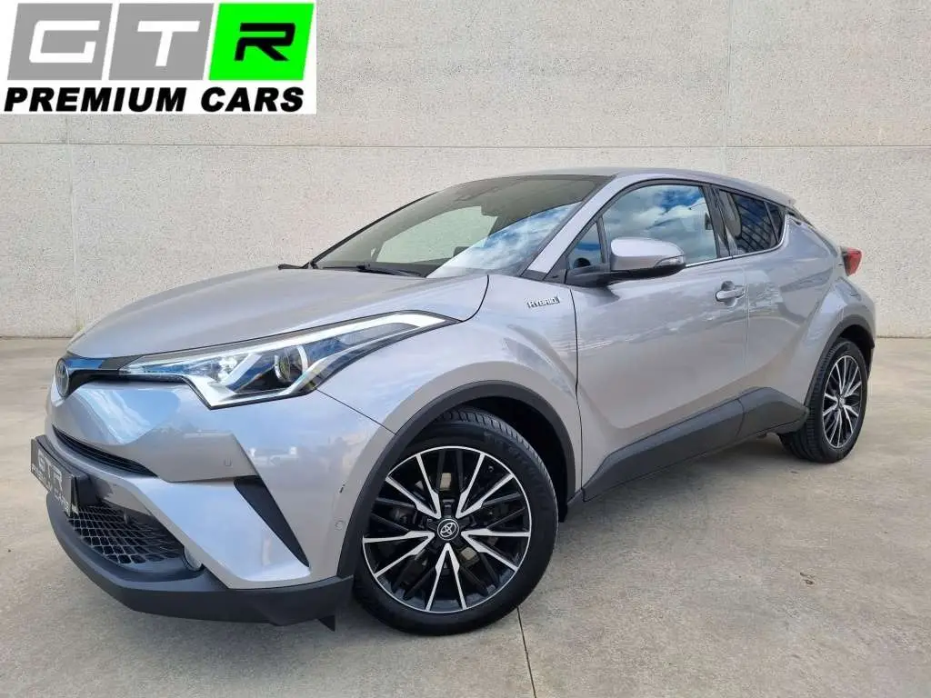 Photo 1 : Toyota C-hr 2018 Hybride