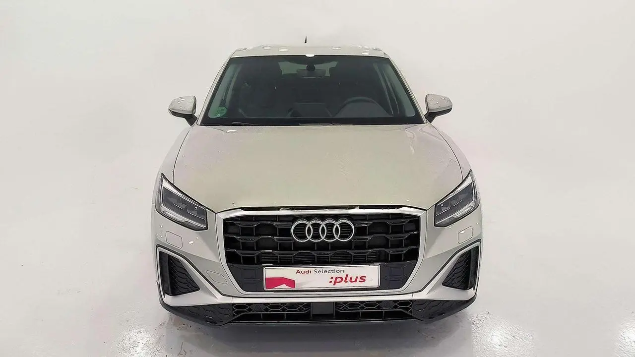 Photo 1 : Audi Q2 2024 Diesel