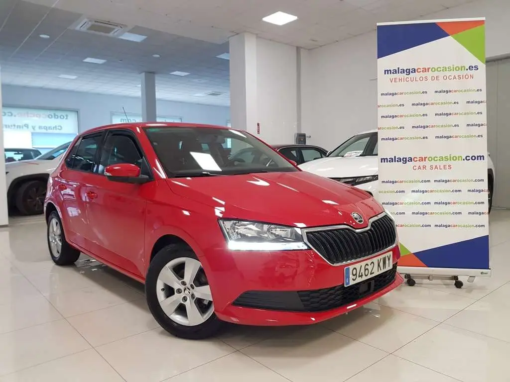 Photo 1 : Skoda Fabia 2019 Essence