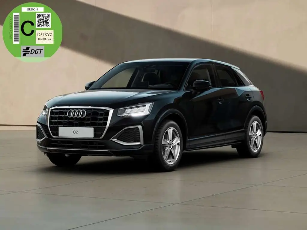 Photo 1 : Audi Q2 2024 Petrol