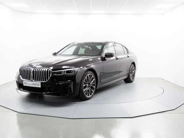 Photo 1 : Bmw Serie 7 2021 Petrol