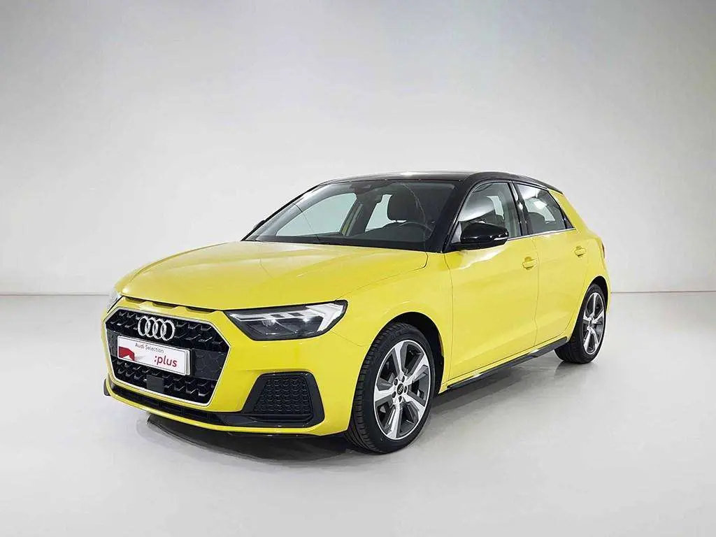 Photo 1 : Audi A1 2023 Essence