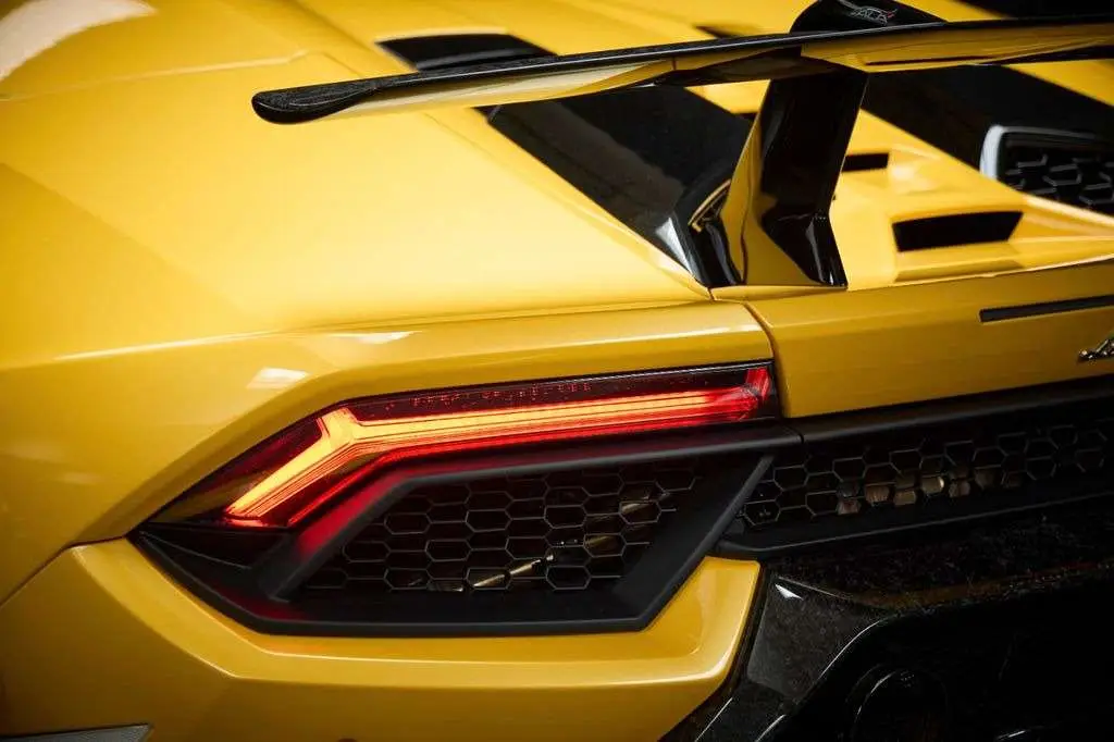 Photo 1 : Lamborghini Huracan 2019 Petrol