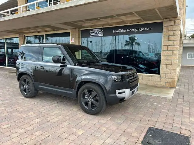 Photo 1 : Land Rover Defender 2022 Diesel