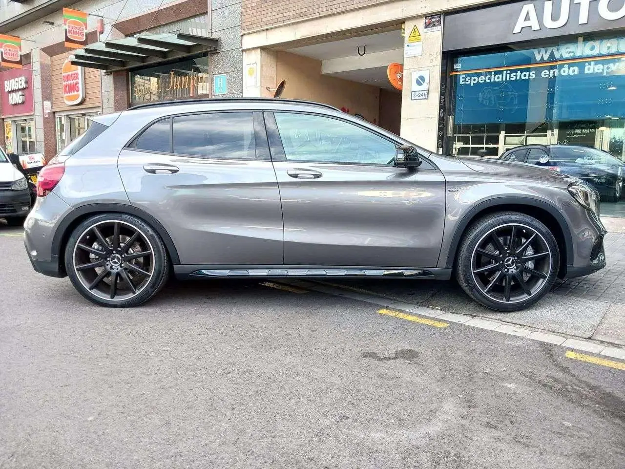 Photo 1 : Mercedes-benz Classe Gla 2019 Petrol