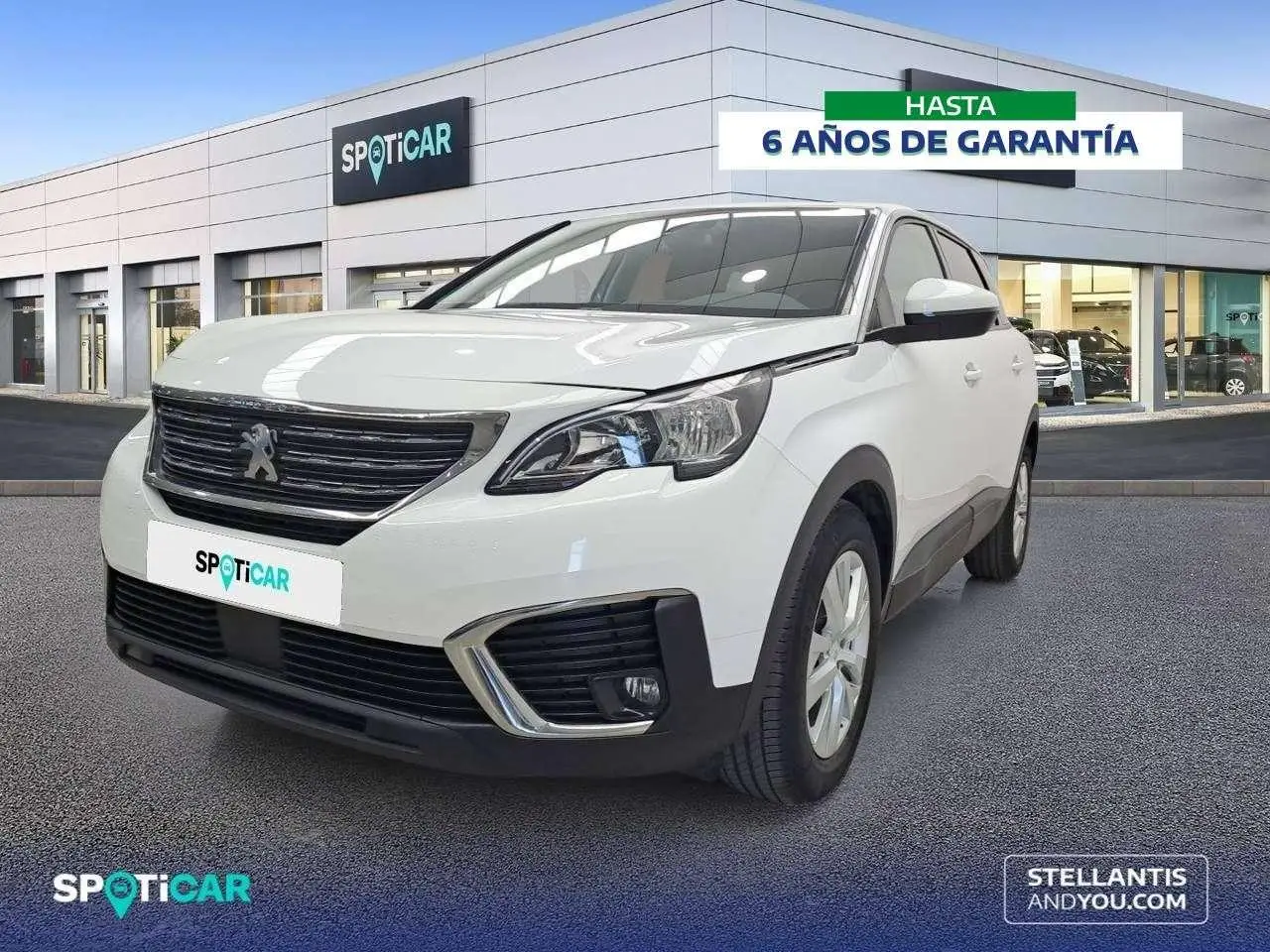 Photo 1 : Peugeot 5008 2020 Essence