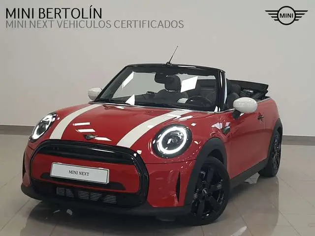 Photo 1 : Mini Cooper 2024 Petrol