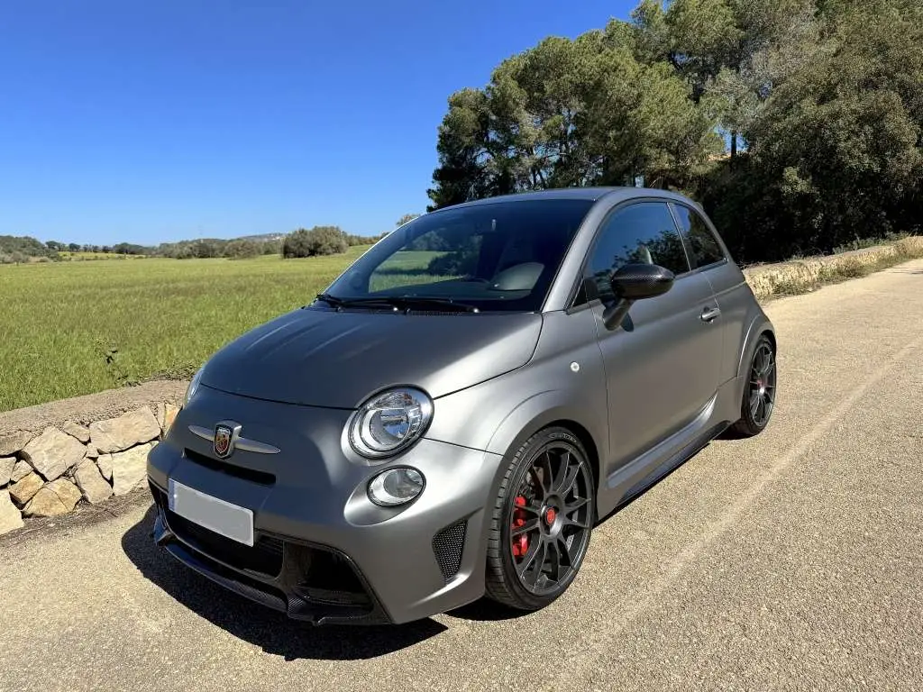 Photo 1 : Abarth 695 2018 Petrol