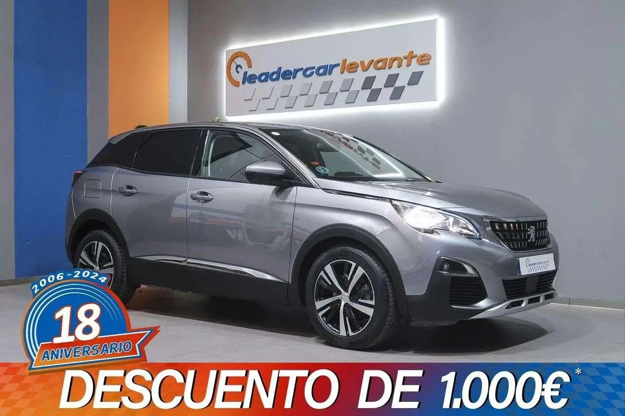 Photo 1 : Peugeot 3008 2017 Diesel