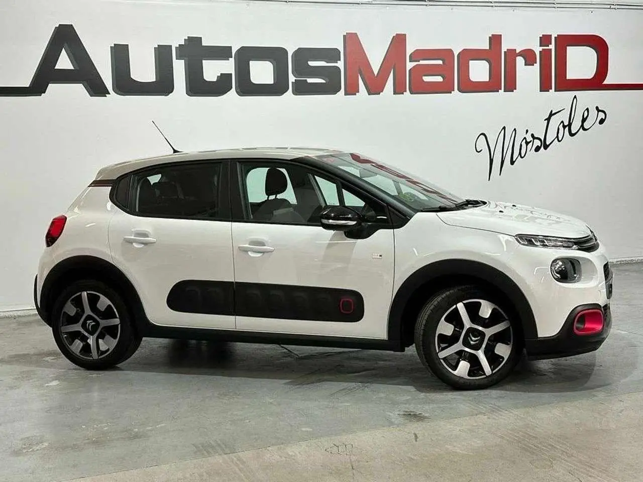 Photo 1 : Citroen C3 2018 Petrol