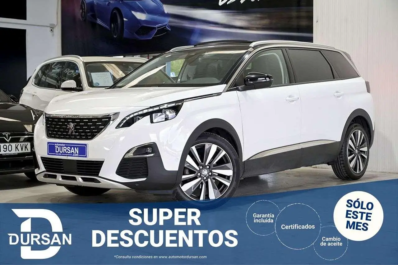 Photo 1 : Peugeot 3008 2019 Petrol