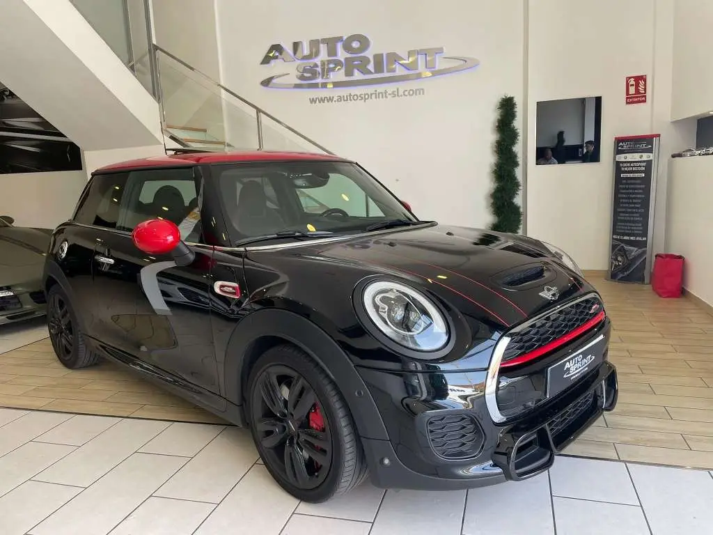 Photo 1 : Mini John Cooper Works 2018 Essence