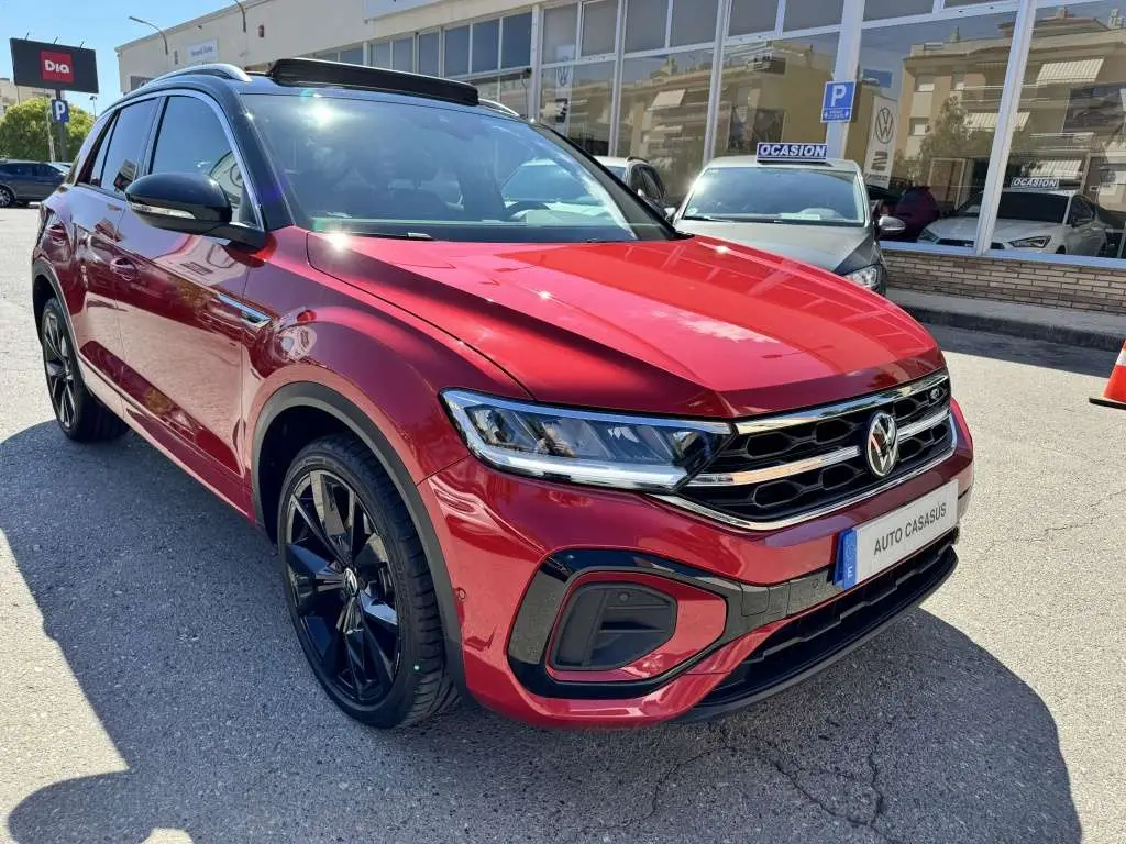 Photo 1 : Volkswagen T-roc 2023 Petrol