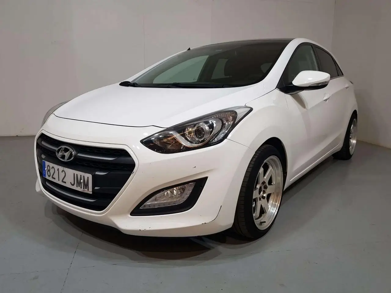 Photo 1 : Hyundai I30 2016 Petrol