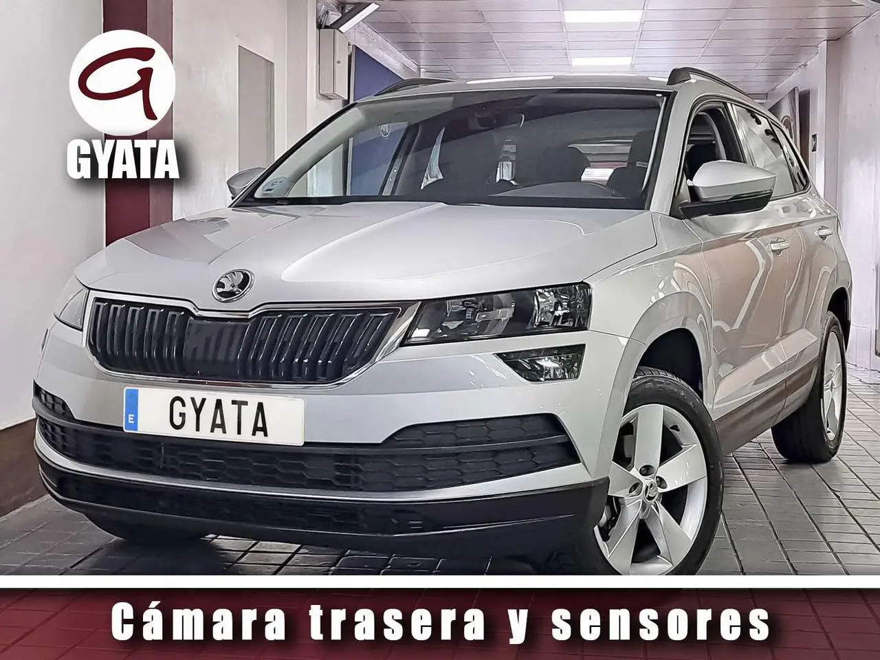 Photo 1 : Skoda Karoq 2021 Essence