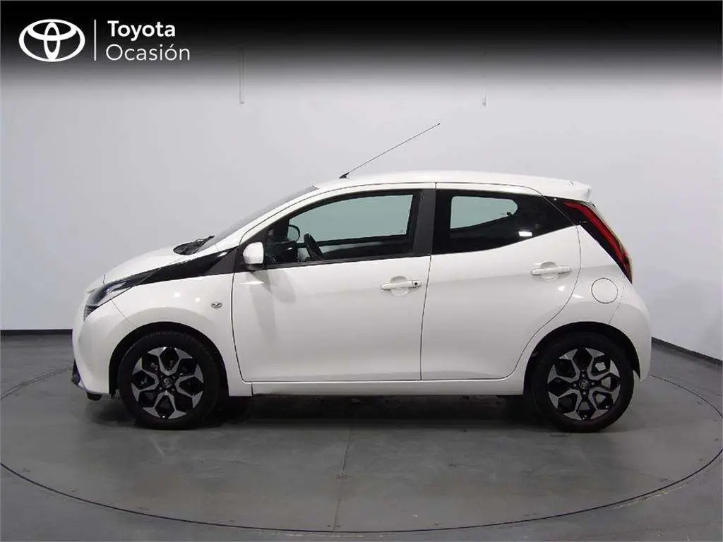 Photo 1 : Toyota Aygo 2020 Essence