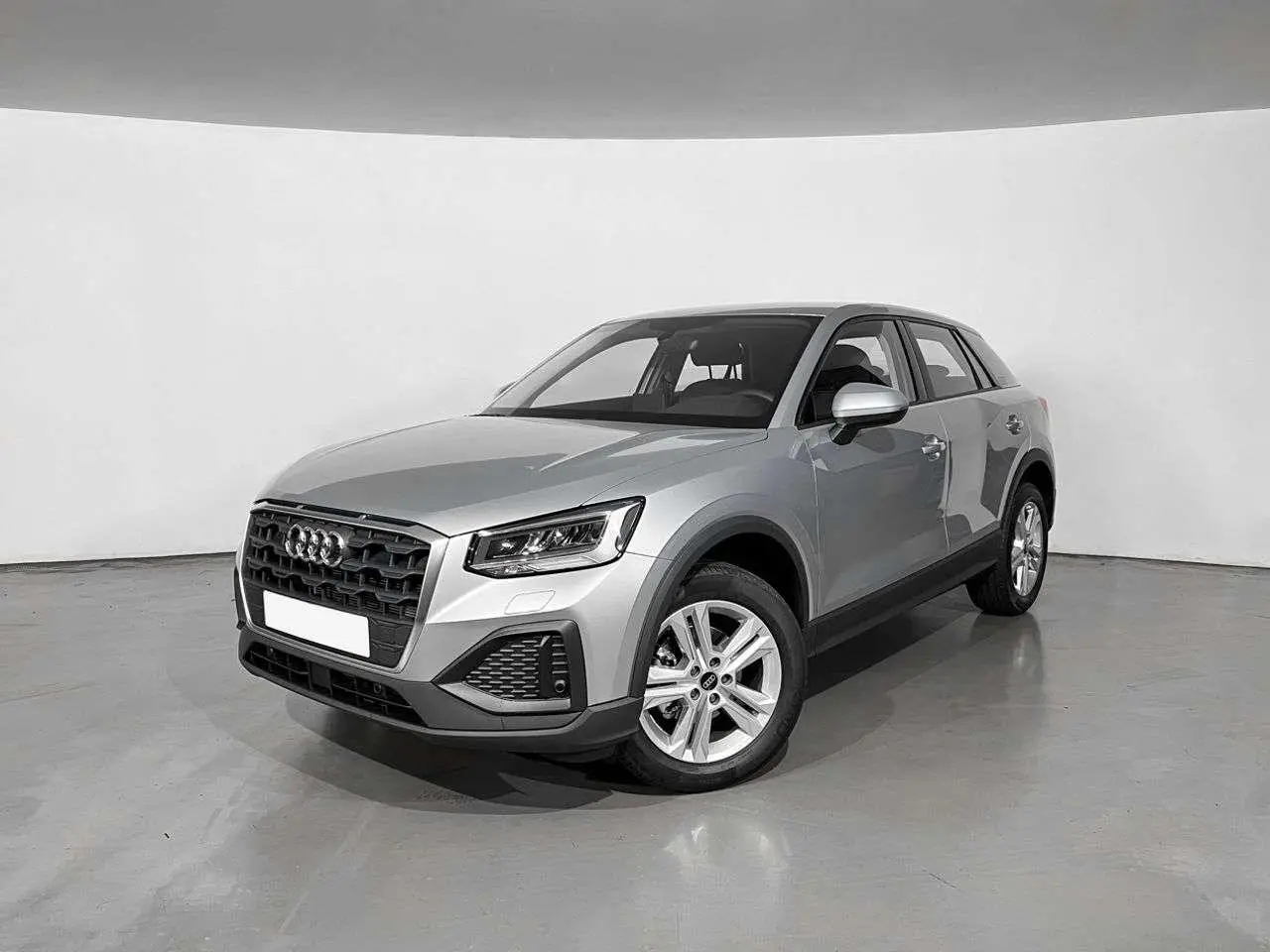 Photo 1 : Audi Q2 2024 Essence